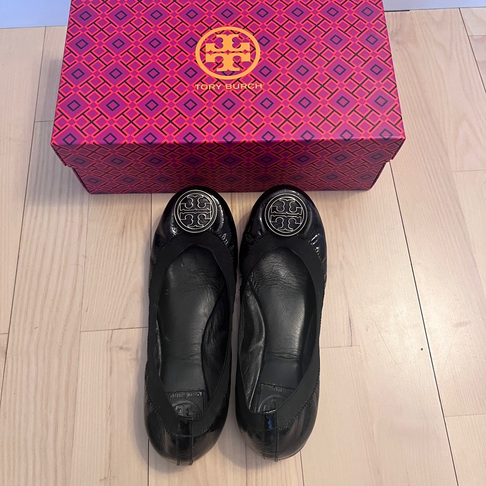 Tory Burch Black Caroline Ballet Flats sz 7